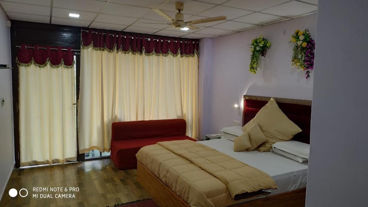 Coconhuts Beach Resort Lakshmanpur Buitenkant foto