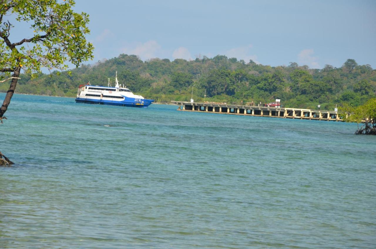 Coconhuts Beach Resort Lakshmanpur Buitenkant foto