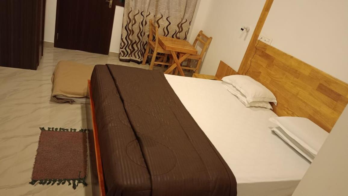 Coconhuts Beach Resort Lakshmanpur Buitenkant foto