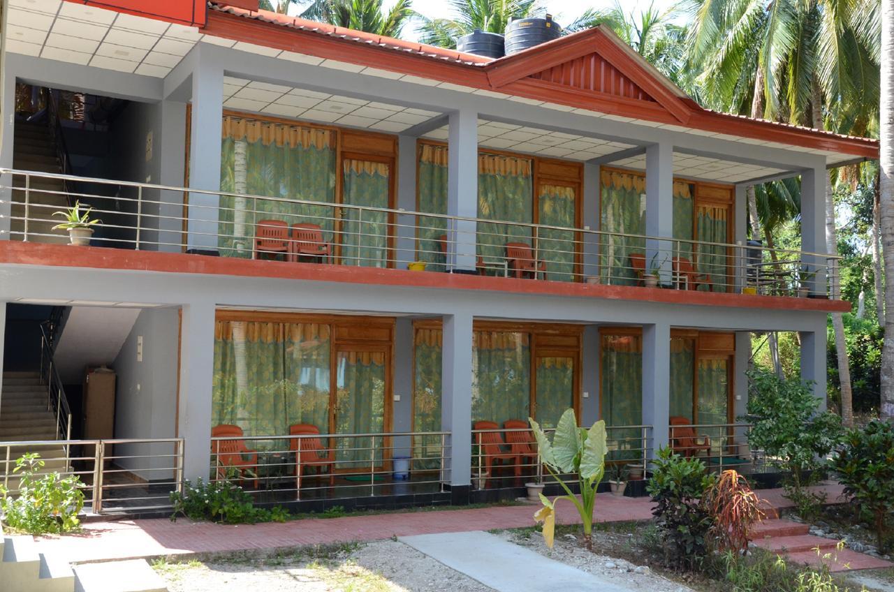 Coconhuts Beach Resort Lakshmanpur Buitenkant foto